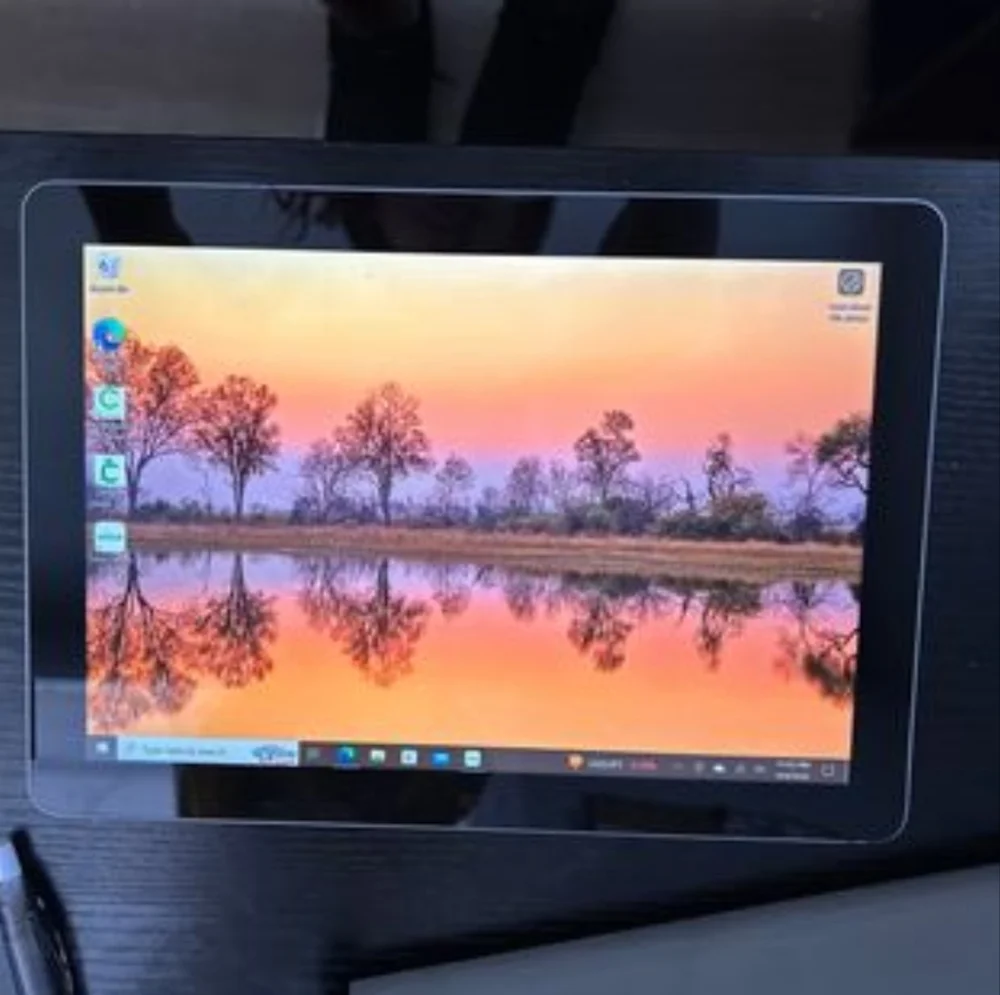 Surface Go Tablet w/keyboard
